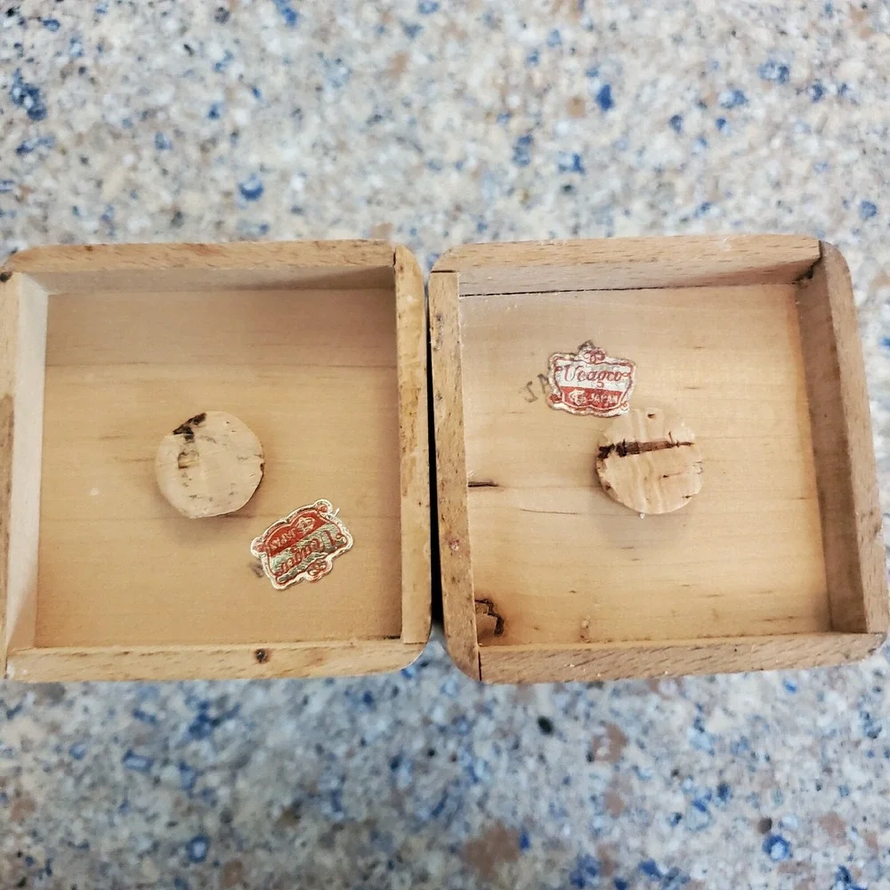 VTG Mid Century Large Wood Block Hand Painted‎ Salt Pepper Shakers Set Japan 5x3